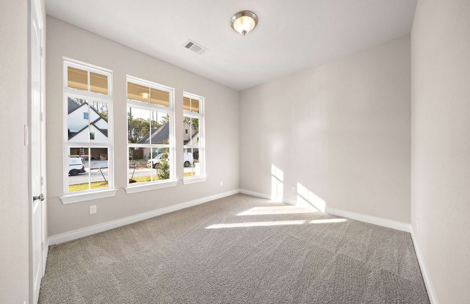 Representative unfurnished interior of a home built from the 3070 by Ravenna Homes in The Highlands 55′, Porter (Image 35).