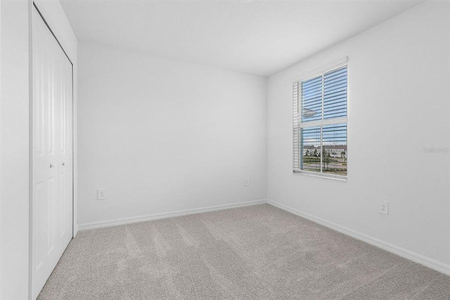 Spacious, unfurnished interior of a new home in , Bradenton (Image 15).