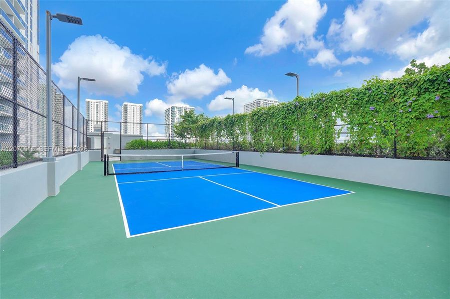 Community amenities in , Miami (Image 30). Community amenities in , Miami (Image 30).