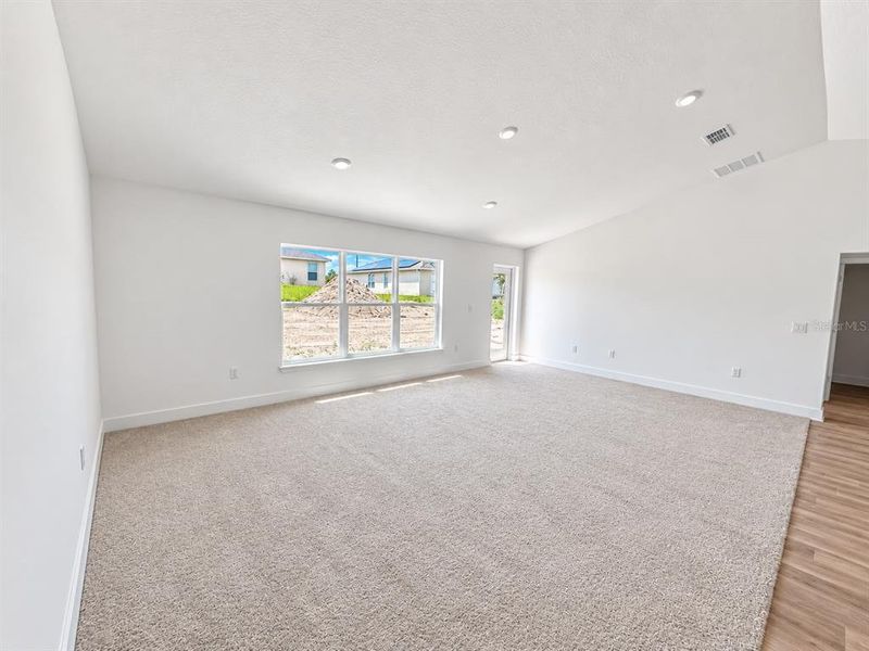 Spacious, unfurnished interior of a new home in Poinciana - Polk County, Poinciana (Image 4). Spacious, unfurnished interior of a new home in Poinciana - Polk County, Poinciana (Image 4).
