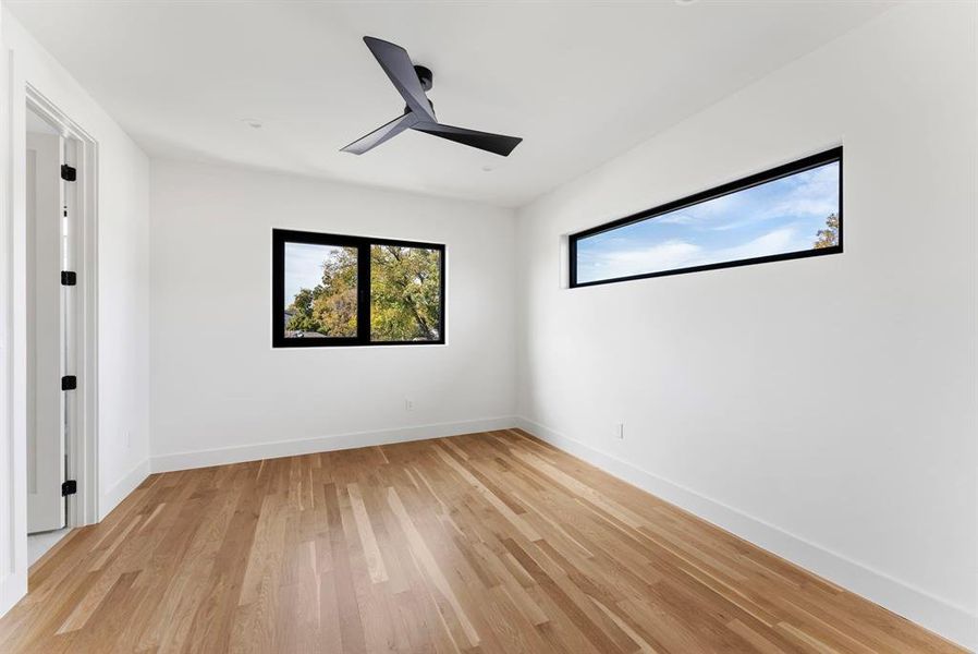 Bedroom and ceiling fan Bedroom and ceiling fan