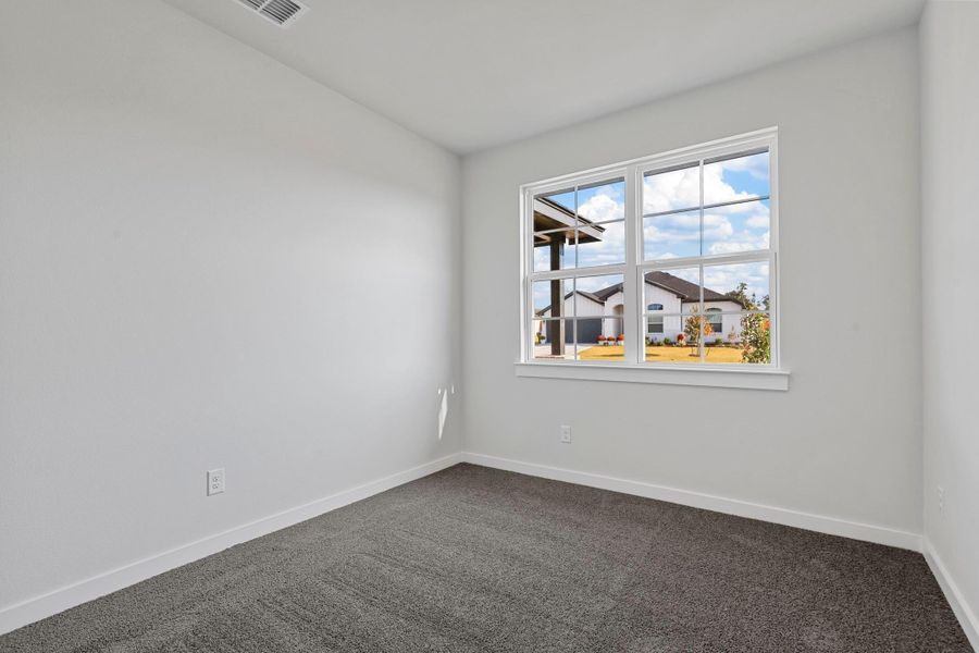 Representative unfurnished interior of a home built from the Garrison II by Cheldan Homes in Arbor Oaks, Boyd (Image 41).