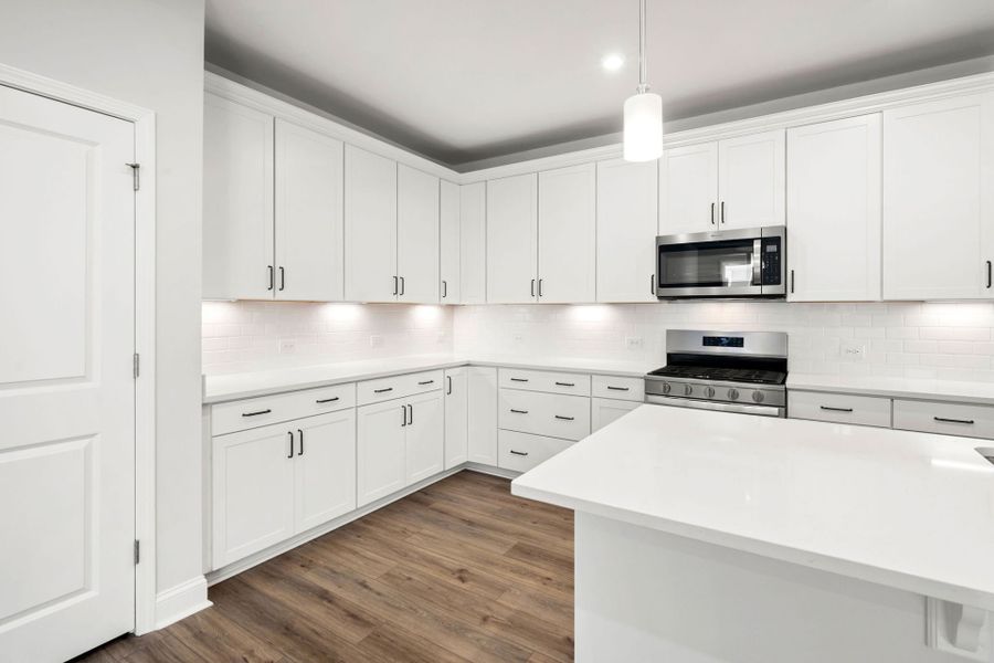 Furnished interior view inside a new home in Sun City Hilton Head, Bluffton (Image 13).