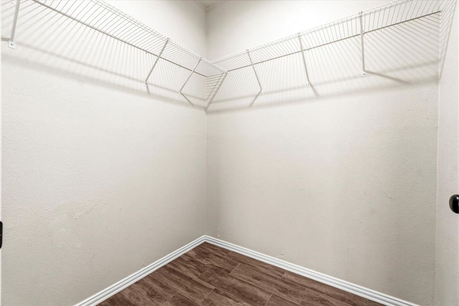 Spacious, unfurnished interior of a new home in , Livingston (Image 22).