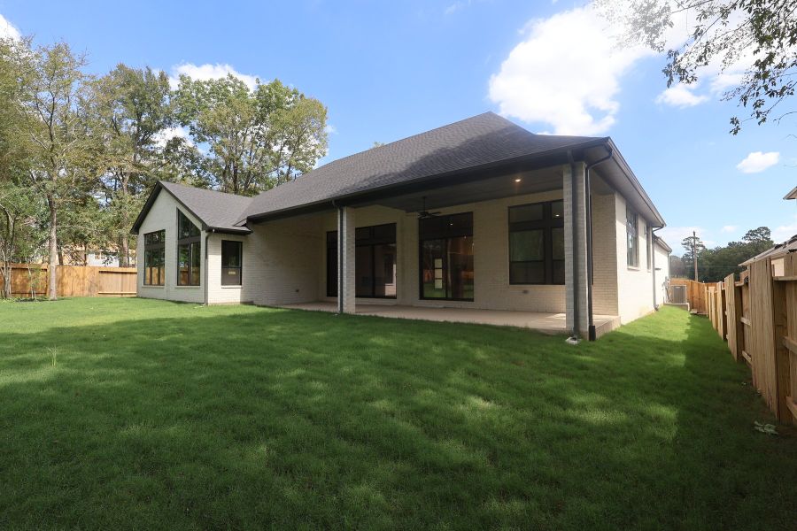 Exterior Rear Exterior Rear