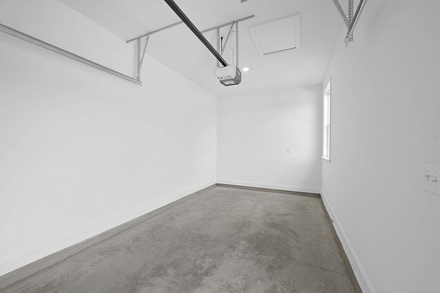 Spacious, unfurnished interior of a new home in Watson Park, Snellville (Image 9). Spacious, unfurnished interior of a new home in Watson Park, Snellville (Image 9).