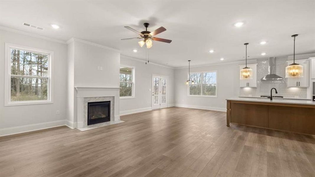 Spacious, unfurnished interior of a new home in Holland Estates, Powder Springs (Image 31).