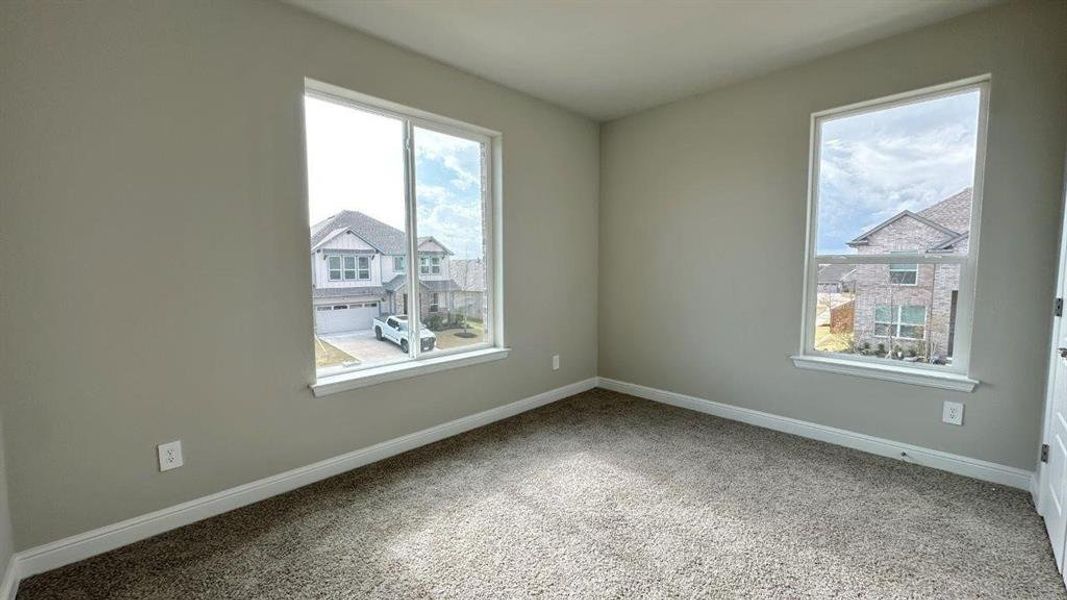 Spacious, unfurnished interior of a new home in Rock Creek Ranch, Fort Worth (Image 17). Spacious, unfurnished interior of a new home in Rock Creek Ranch, Fort Worth (Image 17).