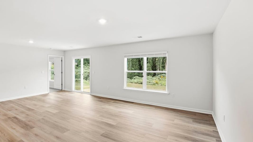 Spacious, unfurnished interior of a new home in Ravencrest, Roebuck (Image 28).