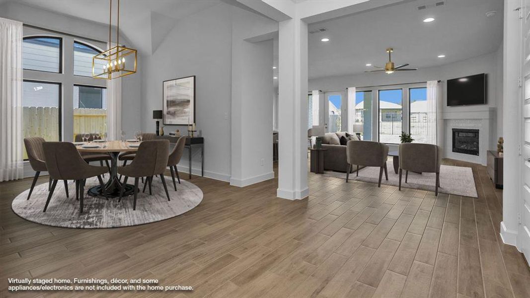 Furnished interior view inside a new home in Artavia 55' - Valencia, Conroe (Image 6). Furnished interior view inside a new home in Artavia 55' - Valencia, Conroe (Image 6).