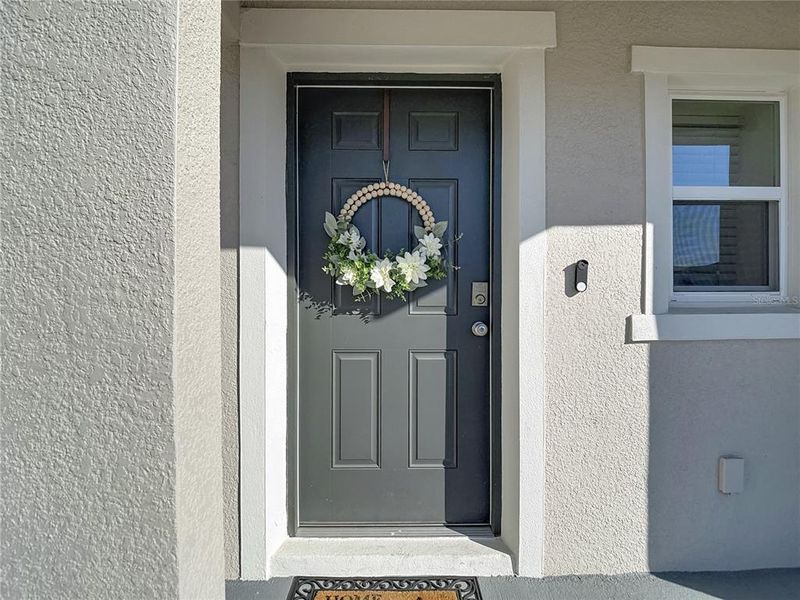 Exterior details and patio area of a home in , Zephyrhills (Image 3).