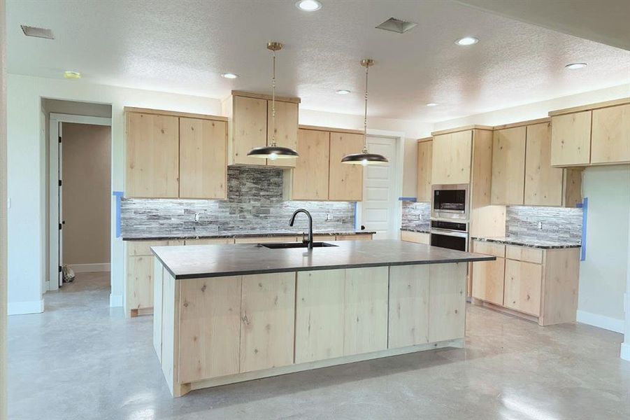 Furnished interior view inside a new home in , Weatherford (Image 6).