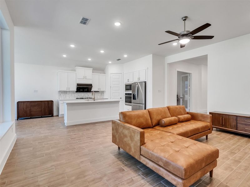 Furnished interior view inside a new home in Tompkins Reserve, Katy (Image 12).