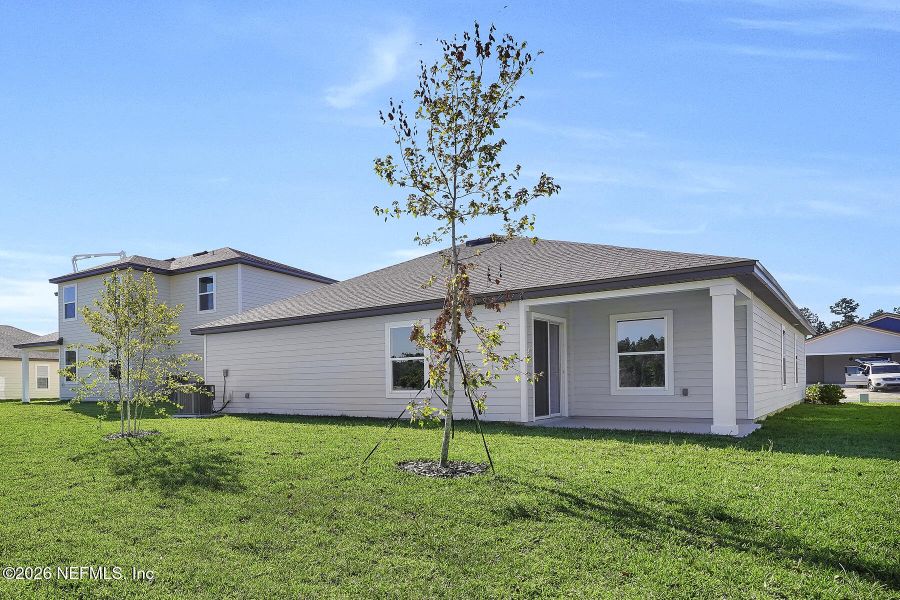 Exterior details and patio area of a home in , Jacksonville (Image 3).