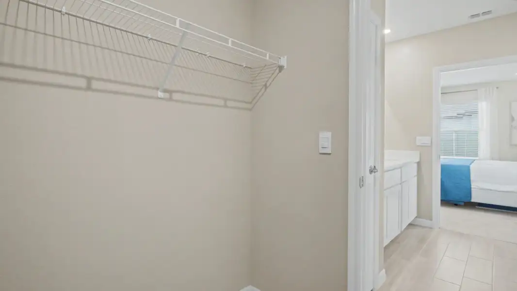 Representative unfurnished interior of a home built from the Lexington by Maronda Homes in Malabar Springs, Palm Bay (Image 21).