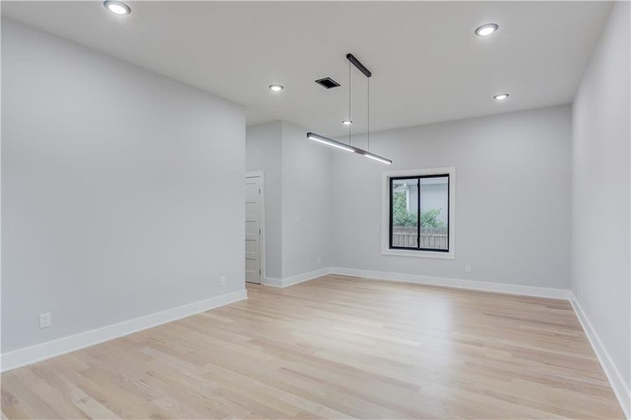 Spacious, unfurnished interior of a new home in , Atlanta (Image 50). Spacious, unfurnished interior of a new home in , Atlanta (Image 50).