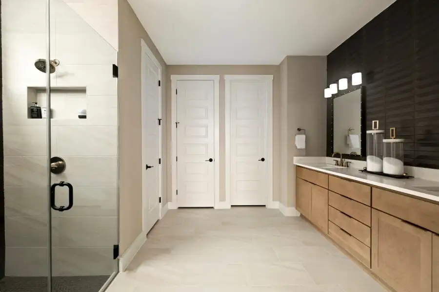 Furnished interior view inside a new home in Edgewood, Leander (Image 31).
