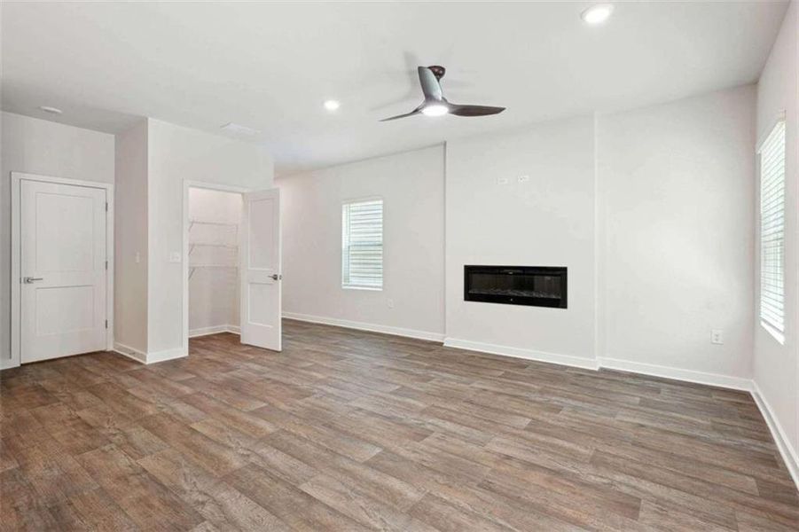 Spacious, unfurnished interior of a new home in Campground Crossing, McDonough (Image 28). Spacious, unfurnished interior of a new home in Campground Crossing, McDonough (Image 28).