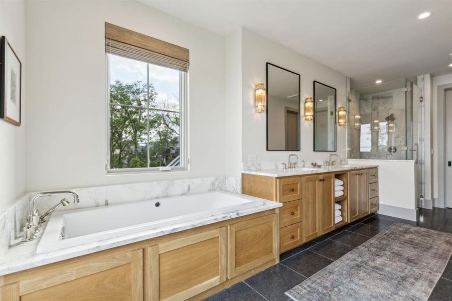 Furnished interior view inside a new home in , Malakoff (Image 19).