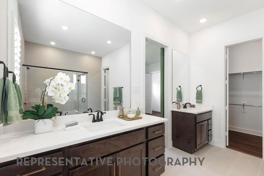 Furnished interior view inside a new home in ARTAVIA, Conroe (Image 20).