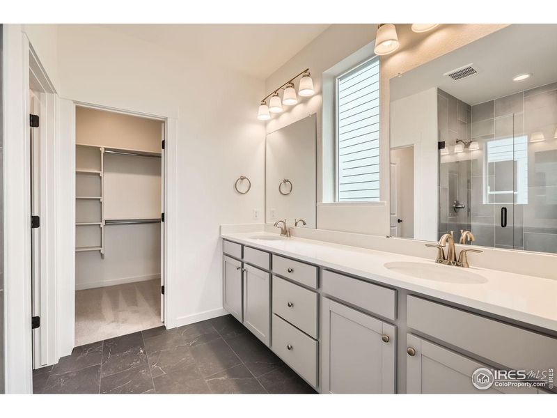 Furnished interior view inside a new home in Barefoot Lakes, Longmont (Image 8).