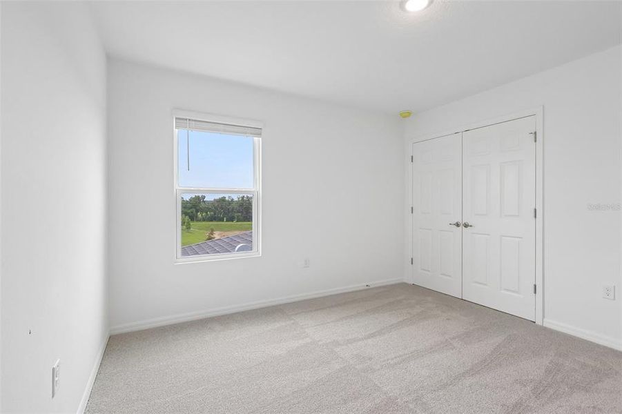 Spacious, unfurnished interior of a new home in Eagletail Landings, Howey-in-the-Hills (Image 26).