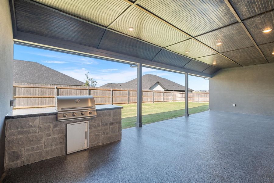 Image 33 of a home in .