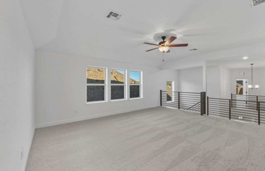 Spacious, unfurnished interior of a new home in Saddleback at Santa Rita Ranch, Liberty Hill (Image 22).