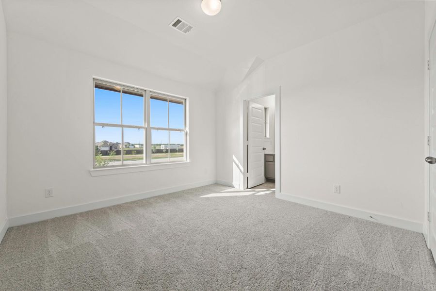 Representative image. Features, specifications, selections and colors may vary.