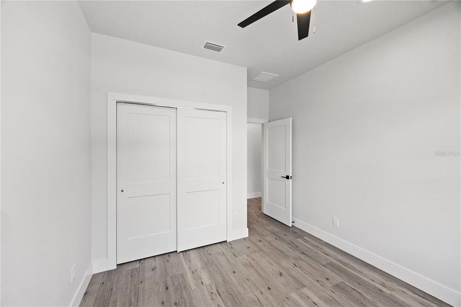 Spacious, unfurnished interior of a new home in , Rotonda West (Image 10).