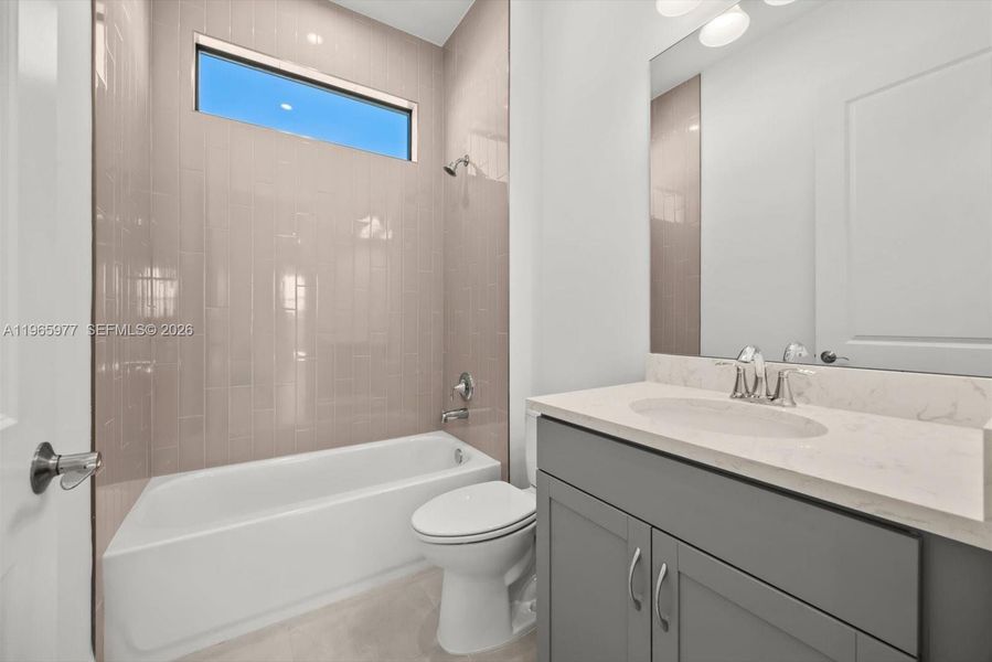 Furnished interior view inside a new home in , Port St. Lucie (Image 20).