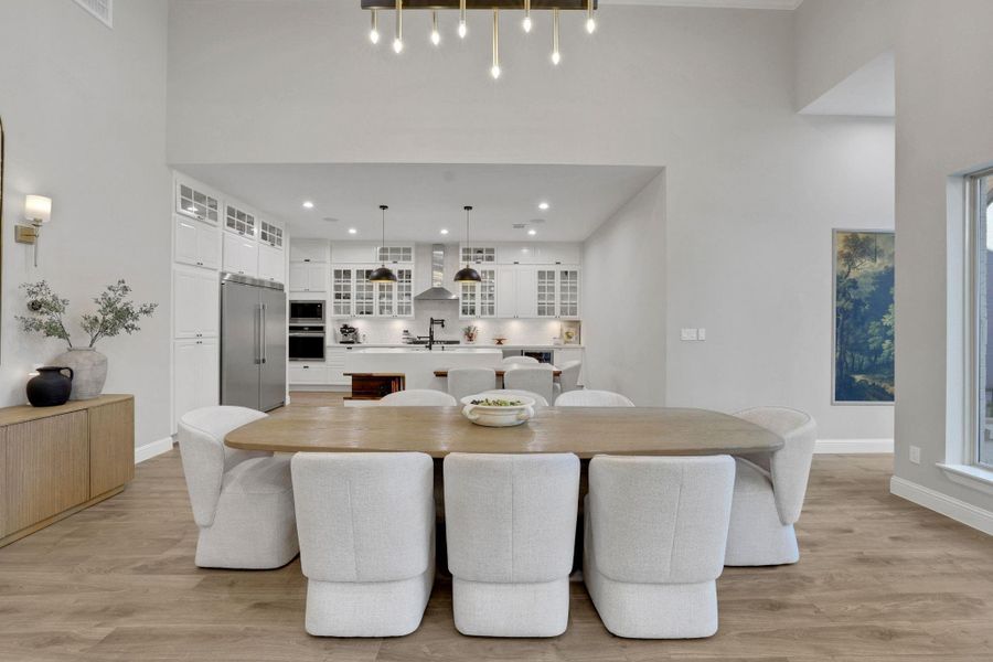 Furnished interior view inside a new home in , Tomball (Image 15).