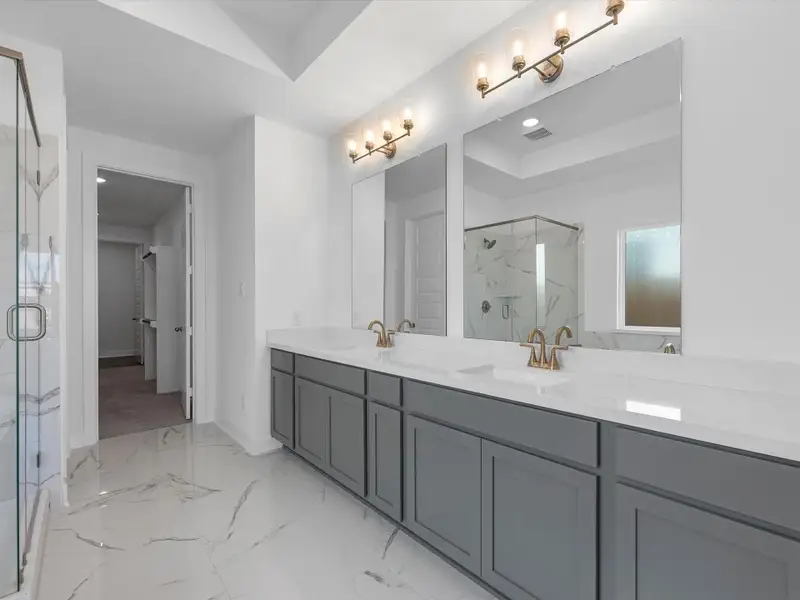 Furnished interior view inside a new home in Sienna - 45', Missouri City (Image 6).