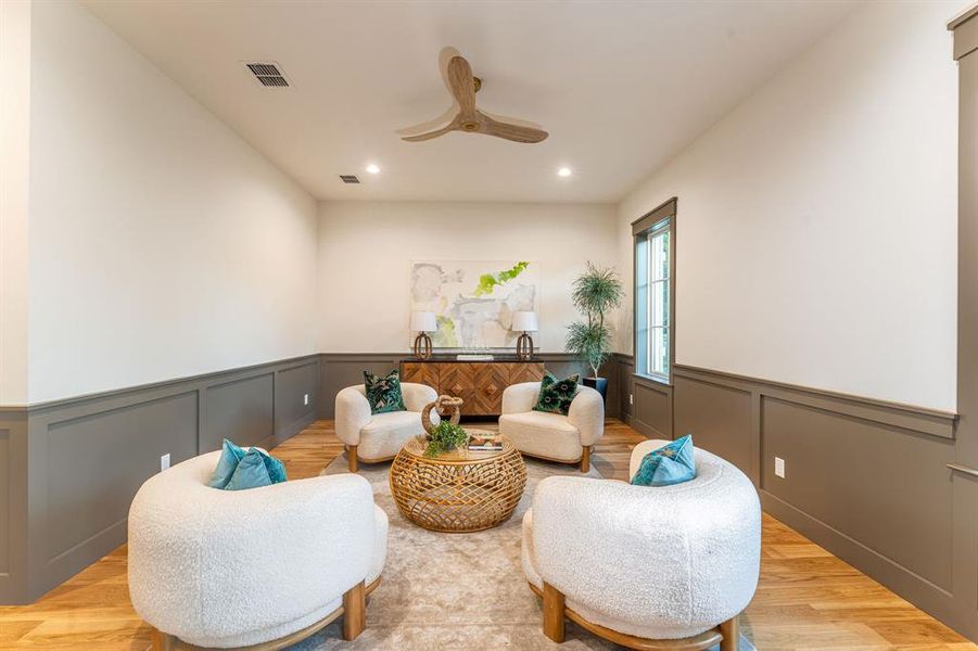 Furnished interior view inside a new home in , Dallas (Image 11).