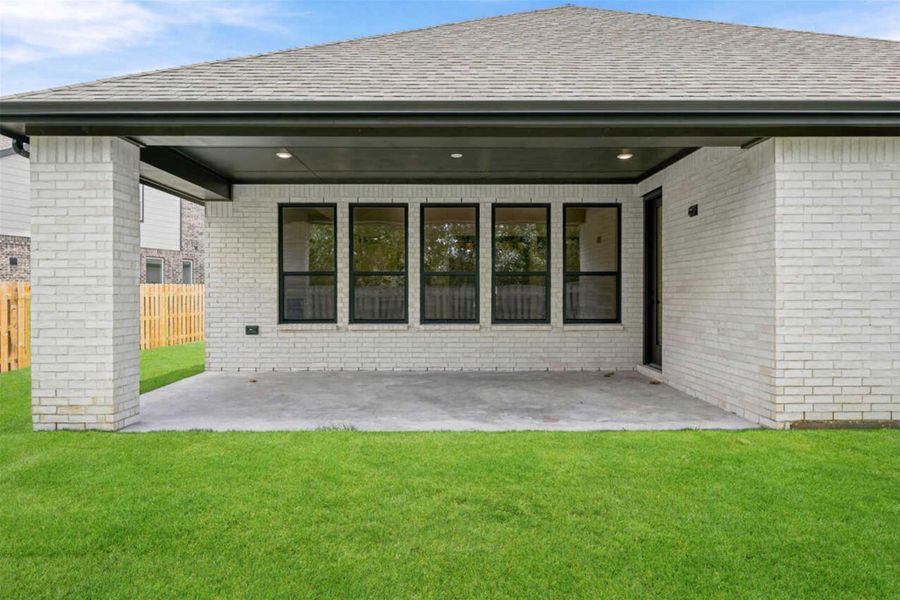 Exterior details and patio area of a home in COLTON, Todd Mission (Image 17).