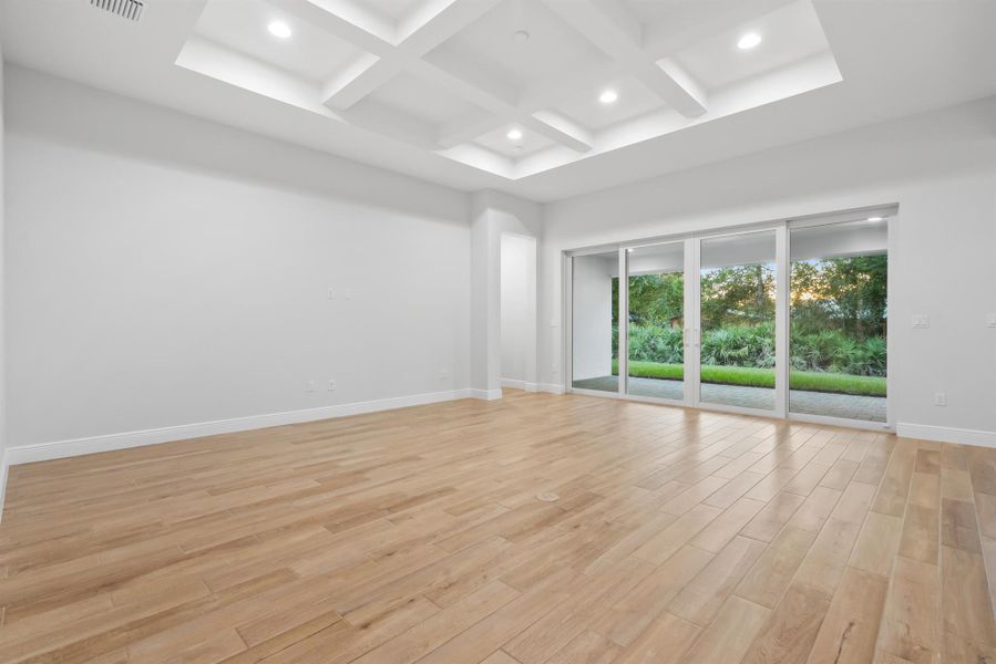 Spacious, unfurnished interior of a new home in , Vero Beach (Image 33).
