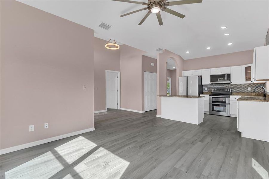 Image 30 of a home in . Image 30 of a home in .