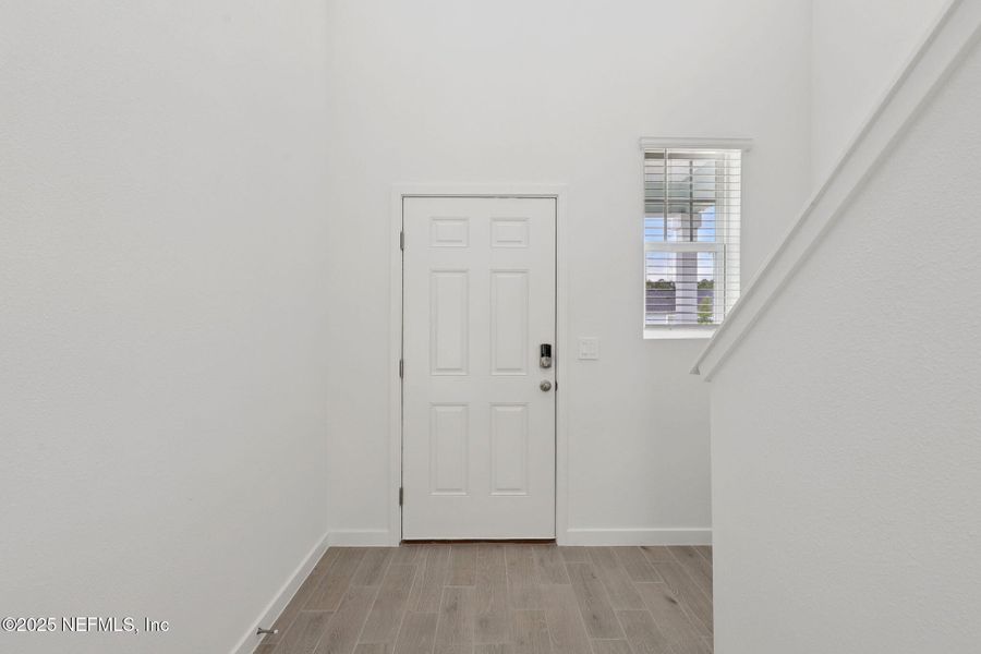 Spacious, unfurnished interior of a new home in Cypress Meadows - Classic Series, Jacksonville (Image 39).