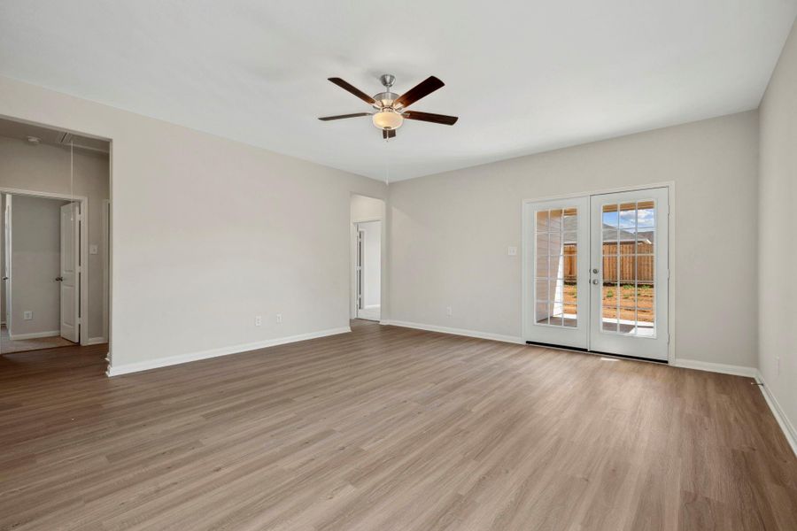 Image 7 of a home in Trails at Cochran Ranch. Image 7 of a home in Trails at Cochran Ranch.