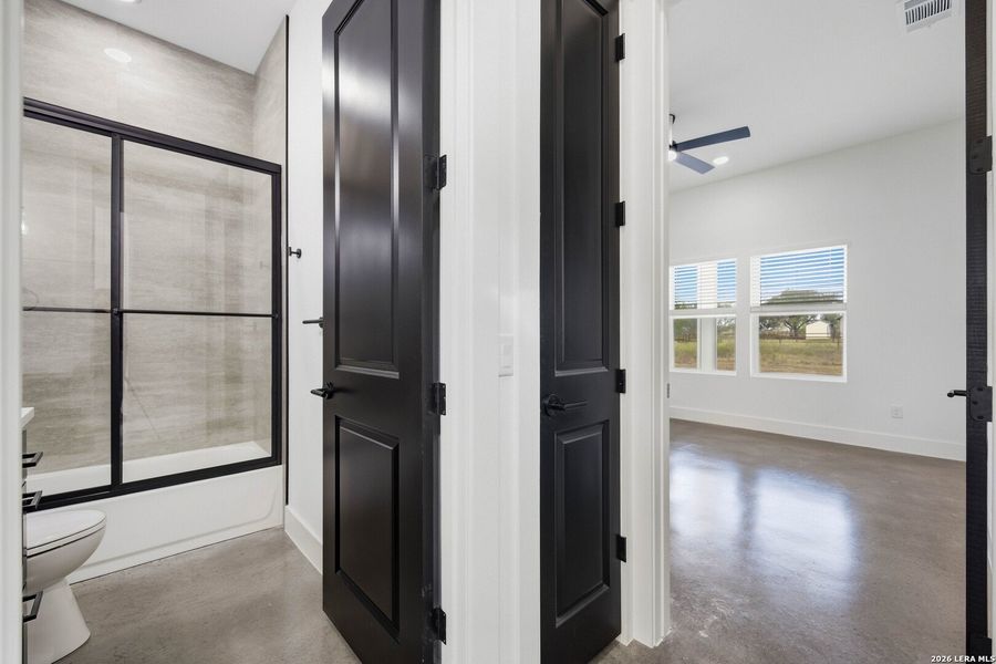 Image 32 of a home in .