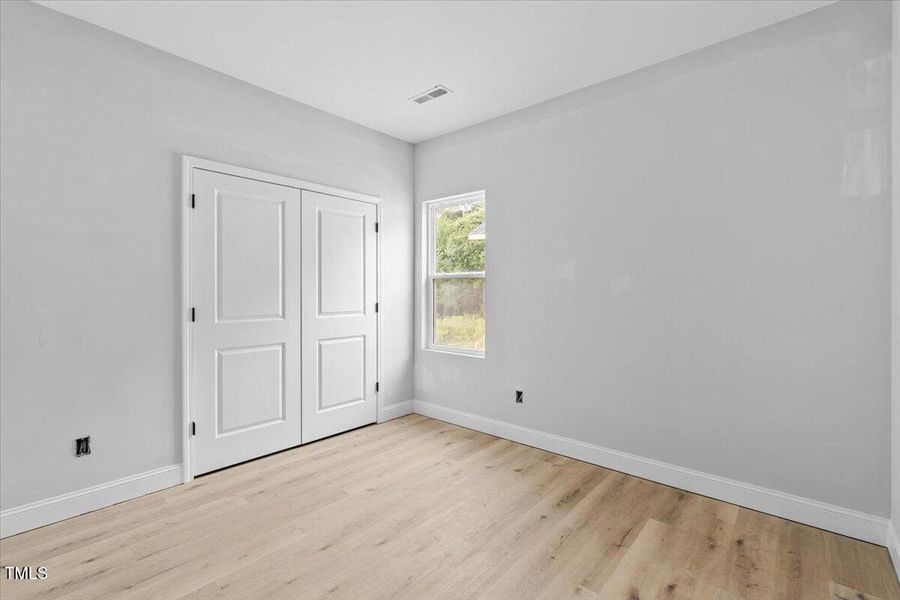 14-Lan 1235 St Regis-14