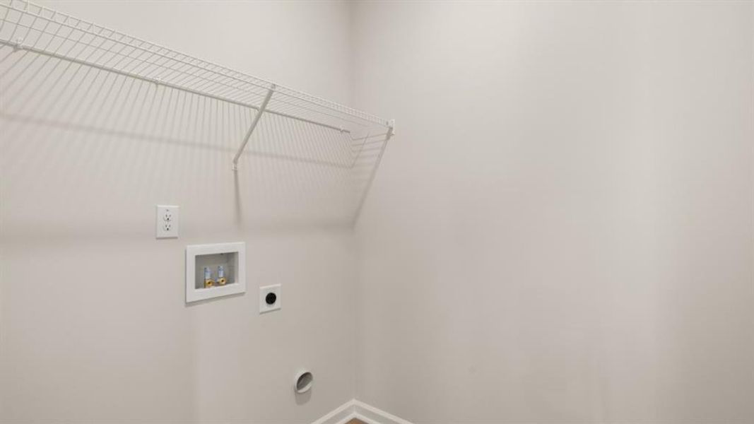 Spacious, unfurnished interior of a new home in Oconee Overlook, Gainesville (Image 17).