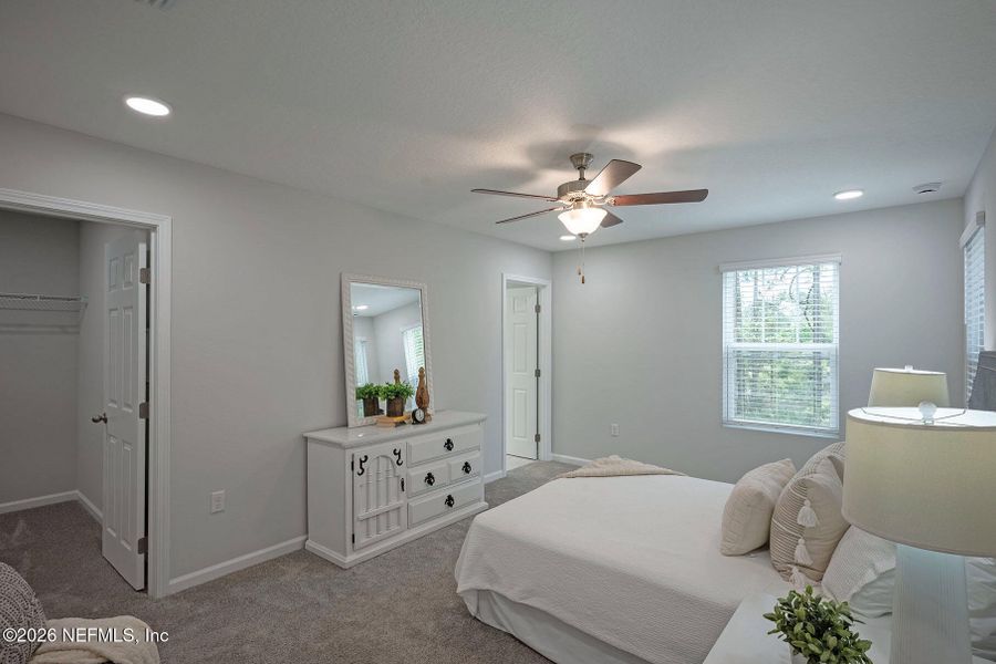 Furnished interior view inside a new home in , Jacksonville (Image 6).