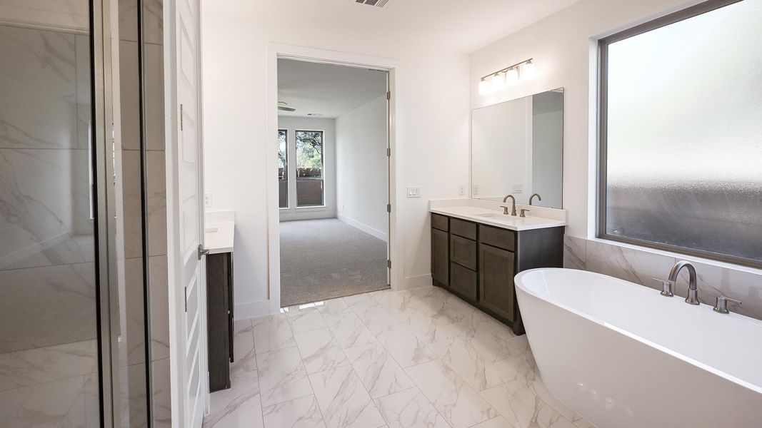 Furnished interior view inside a new home in Juniper Springs, Lockhart (Image 9).