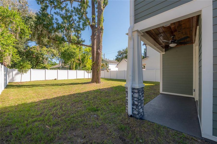 Exterior details and patio area of a home in , Tampa (Image 23).