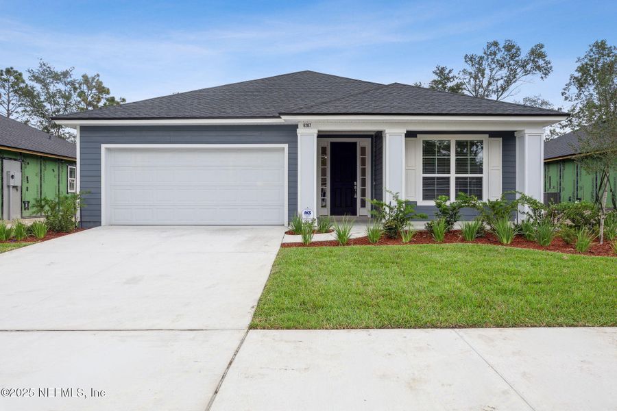 Exterior details and patio area of a home in , Jacksonville (Image 17).