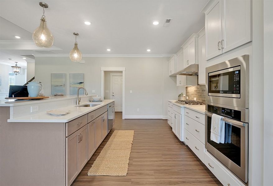 Cooper's Bay, Kitchen