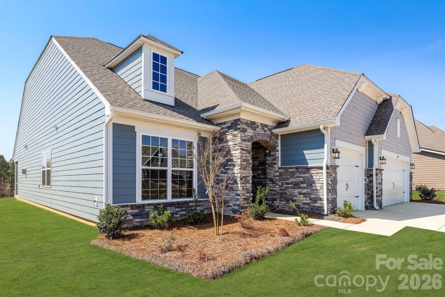 Front exterior of a new home in Roselyn, Lancaster, SC, highlighting curb appeal (Image 1). Front exterior of a new home in Roselyn, Lancaster, SC, highlighting curb appeal (Image 1).
