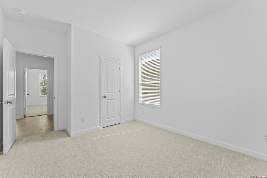 Spacious, unfurnished interior of a new home in Waterwheel, San Antonio (Image 26).