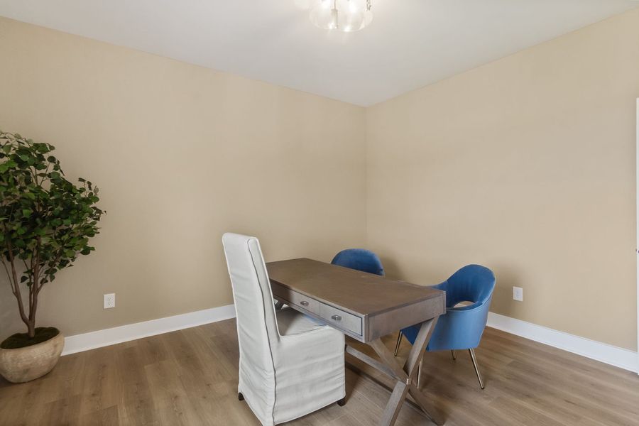 Representative furnished interior of a home built from the The Congaree by Stanley Martin Homes in Parkers Summit, Greer (Image 47). Representative furnished interior of a home built from the The Congaree by Stanley Martin Homes in Parkers Summit, Greer (Image 47).